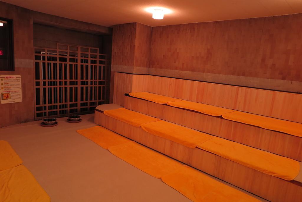 Sauna And Capsule Hotel Hollywood Okayama Kamer foto