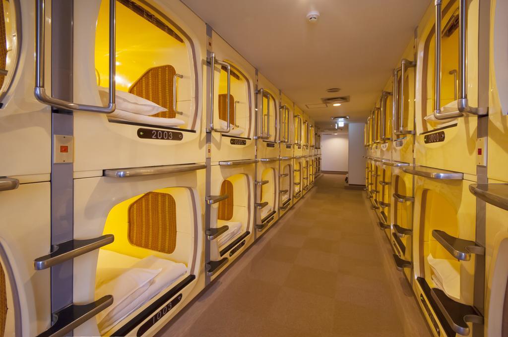 Sauna And Capsule Hotel Hollywood Okayama Kamer foto